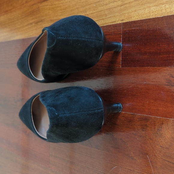 Robert Clergerie Suede Pumps - Picture 3 of 4